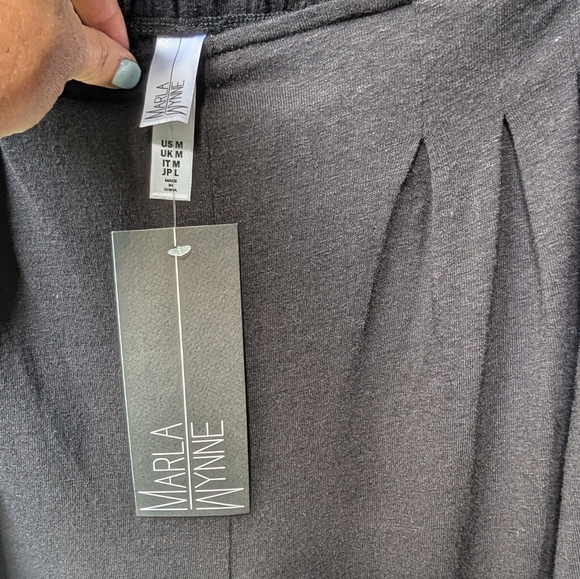 115-MarlaWynne Black Pleated Pants - Picture 2 of 3